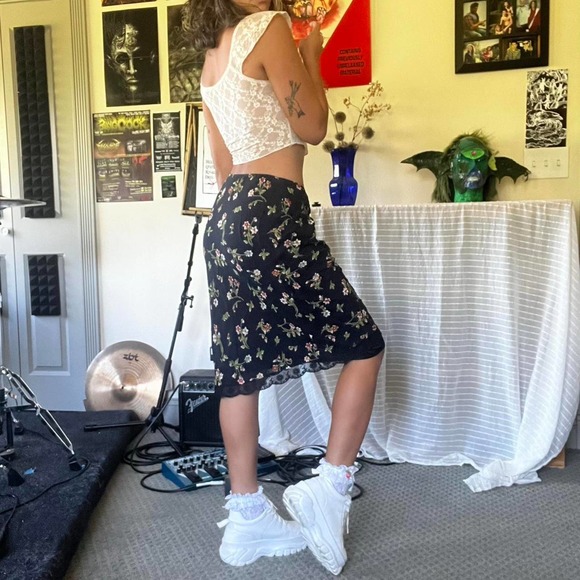 Vintage mesh midi skirt - Picture 2 of 4